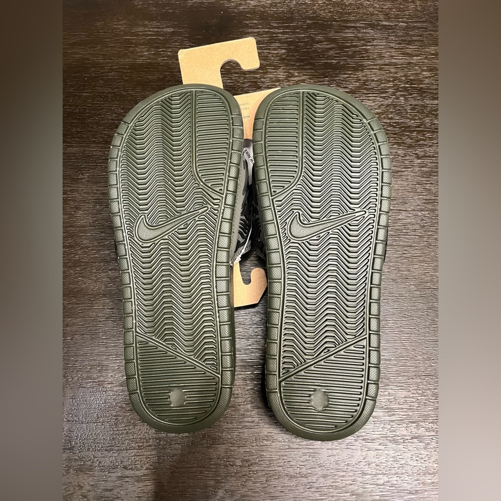 Rare Nike Benassi JDI Slides 'Cargo Khaki' - Picture 4 of 4